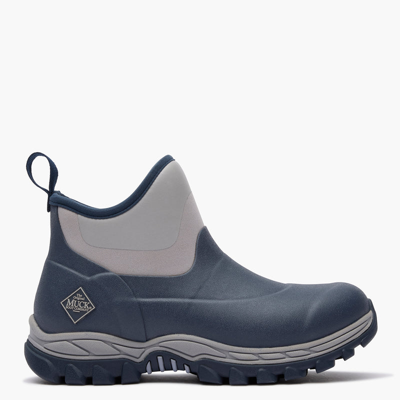 SKU: MAS6W20 — Arctic Sport II Women's Ankle Boot (Right side view of Black ankle boot on a grey background)